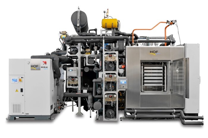 Central refrigeration for freeze drying